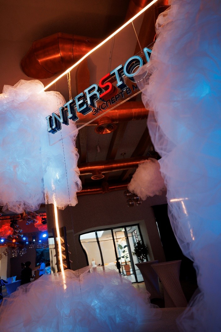 INTERSTONE 2025 жылғы Traditional Design Dinner-да: Қазақстанның дизайн әлемінің басты зайырлы оқиғасы – Пайдалы ақпарат | INTERSTONE фото 7