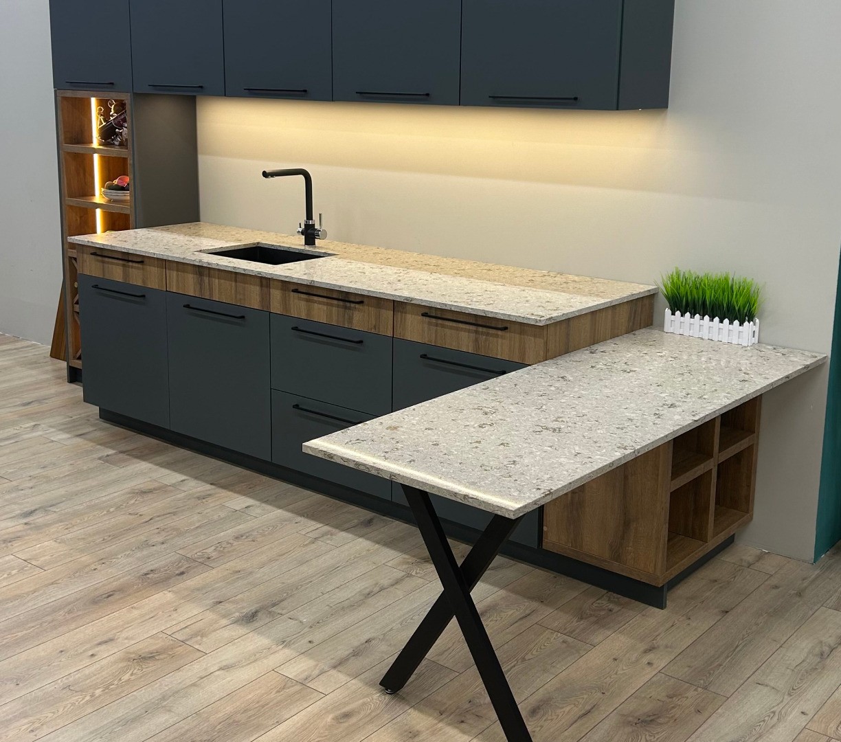 Дайын өнім. Ас үй. Avant Quartz 9010 Корсика