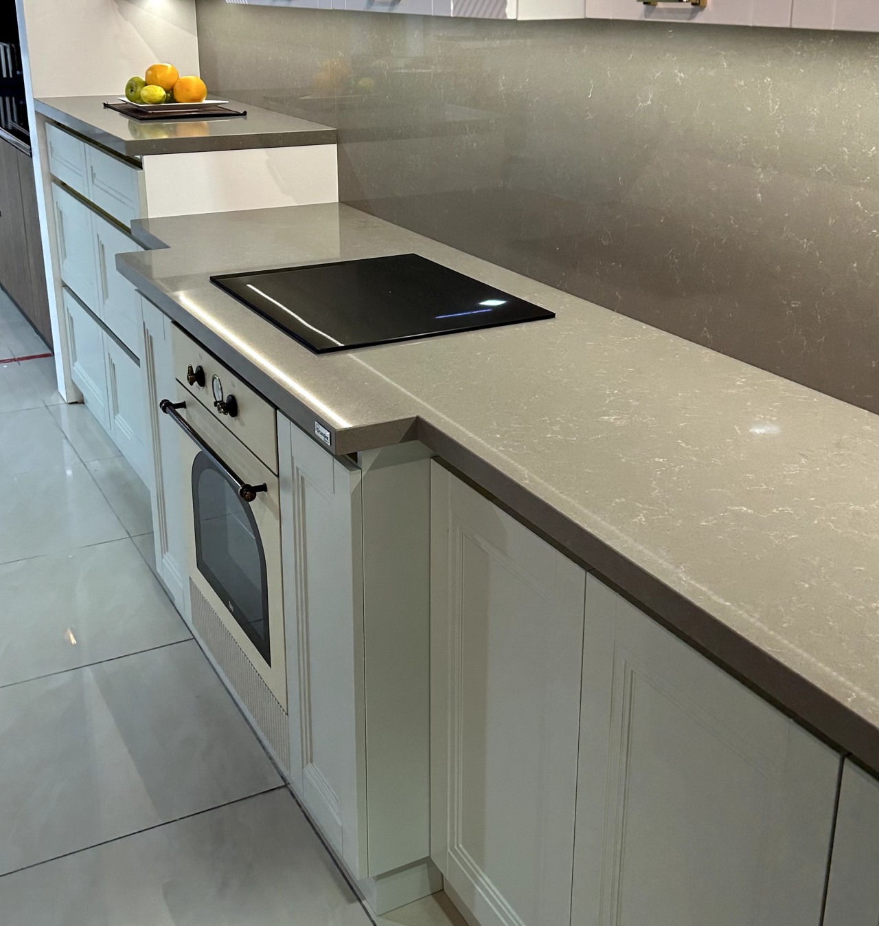 Готовое изделие. Кухня. GRANDEX Quartz GQ 403 Modern Aspect