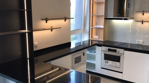 Готовое изделие. Кухня. Avant Quartz 1030 Бержерак