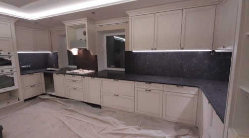 Дайын өнім. Ас үй. Caesarstone 5003 Piatra Grey