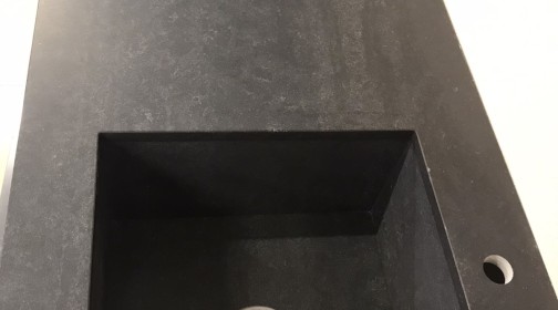 Дайын өнім. Ас үй. Caesarstone 5810 Black Tempal